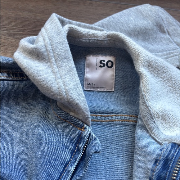 SO Denim Jacket with Gray Hood - Picture 3 of 5